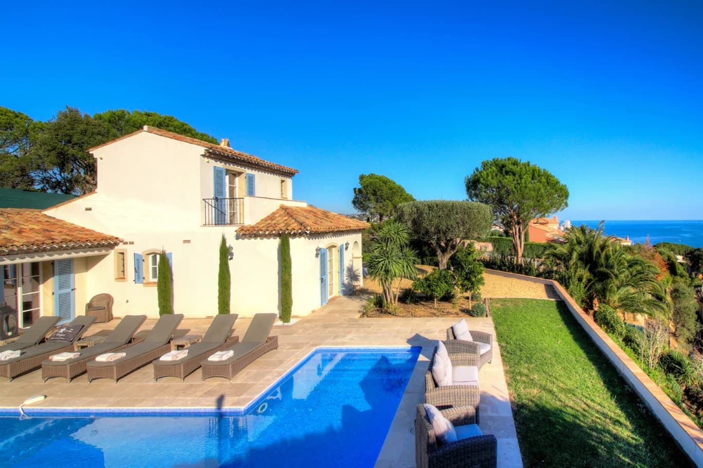 Villa Dreams aerial exterior with pool and Mediterranean sea views, Sainte-Maxime, France