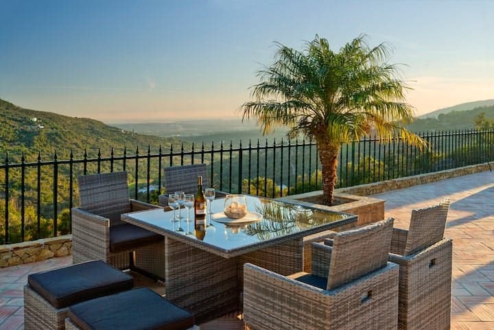Citrus, Peppers & Palms terrace mountain view at sunset, São Brás de Alportel, Portugal