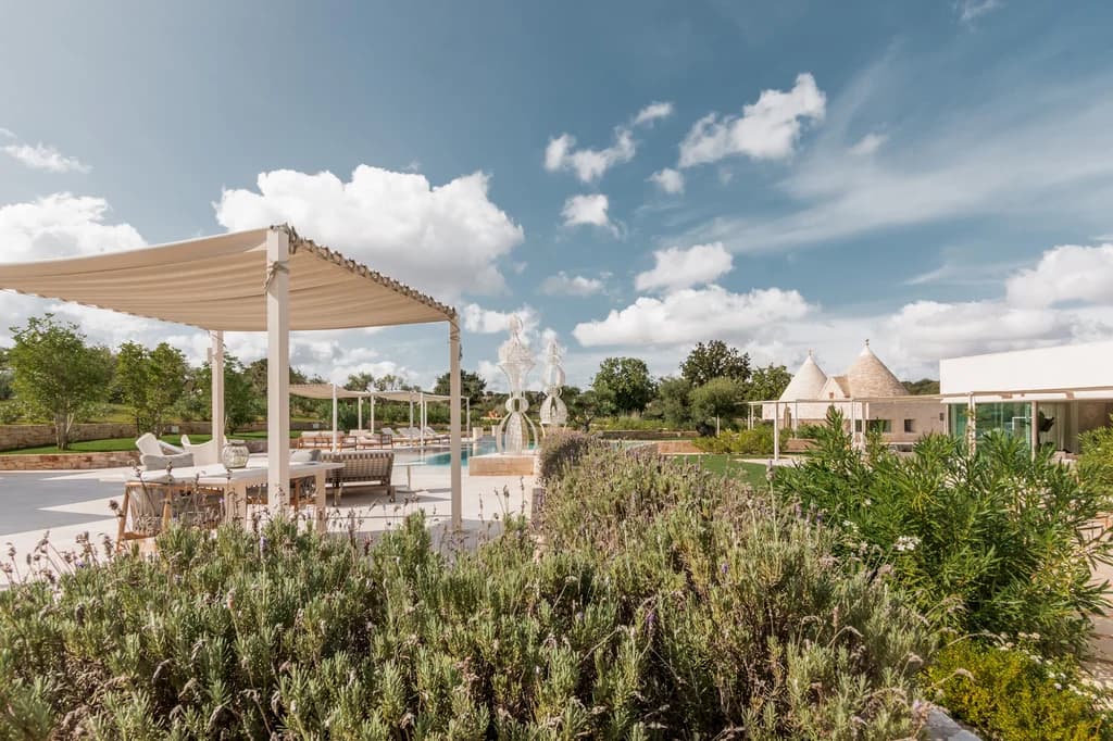 Dimora Dieci Coni terrace garden with pergola and pool, Cisternino, Puglia, Italy